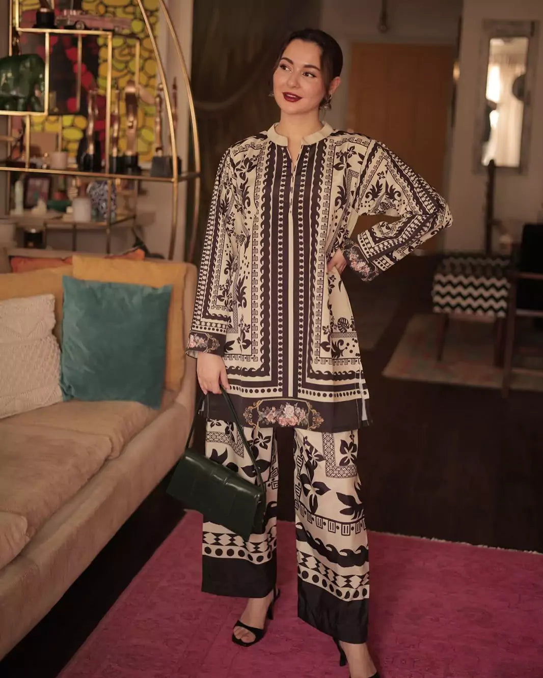 HANIA AMIR
