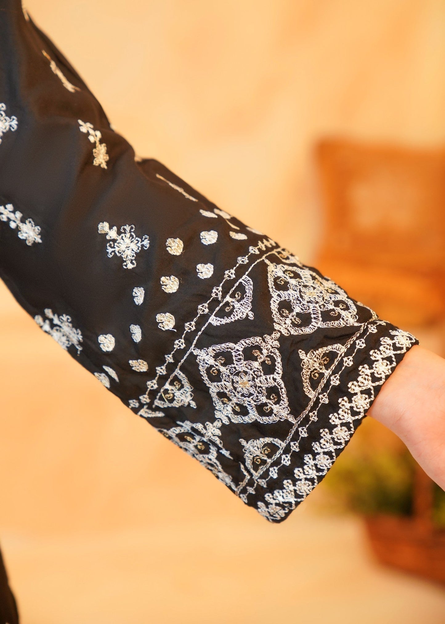 EMBROIDI